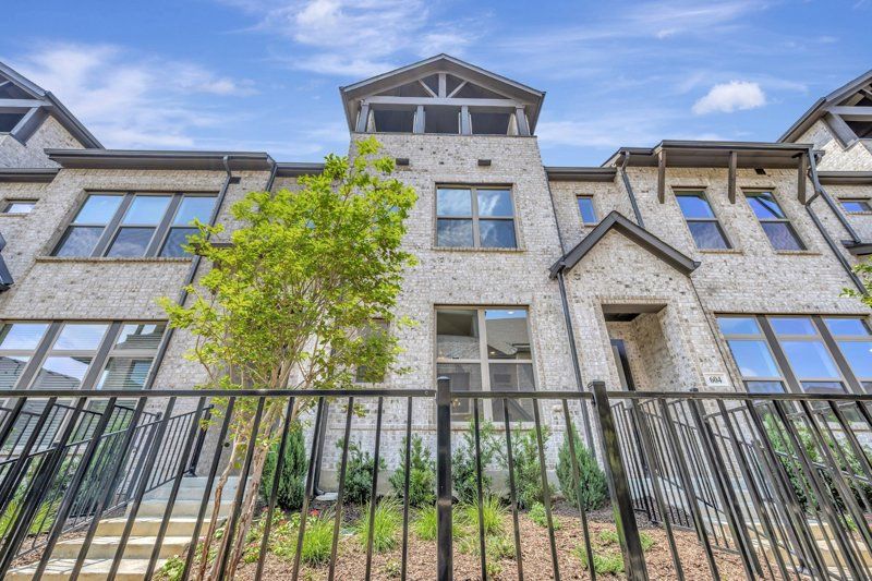 Julien - Hillside at Las Colinas: Irving, Texas - David Weekley Homes