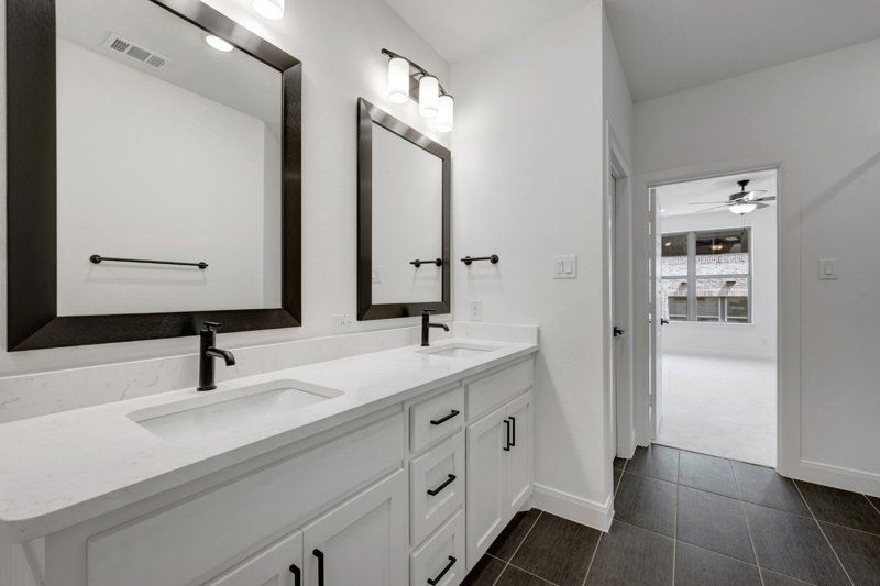 Owner's Bath