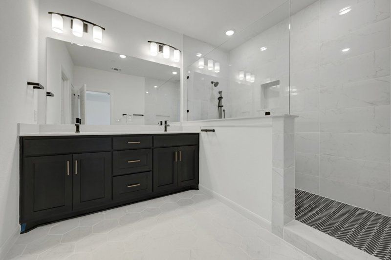 Owner's Bath