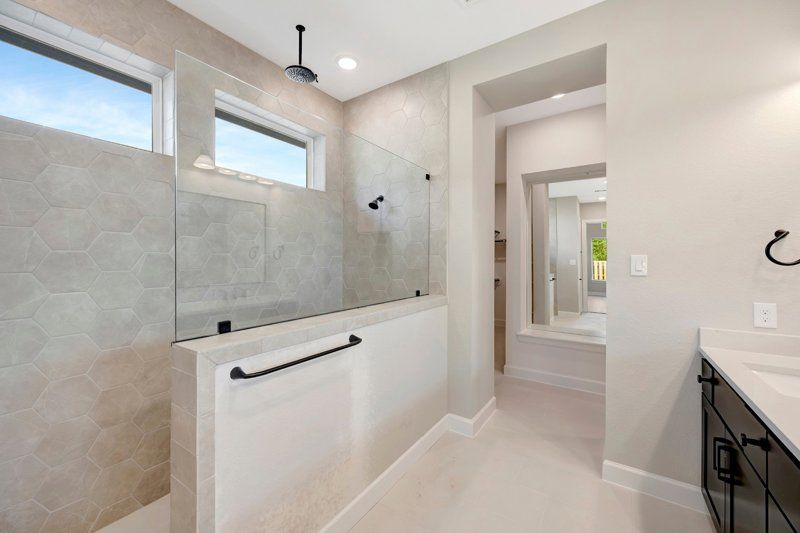 Owner's Bath