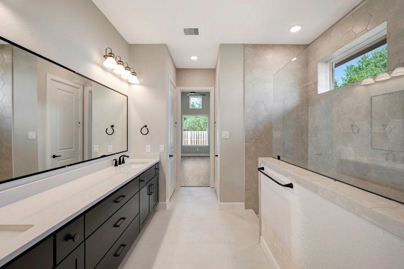 Owner's Bath