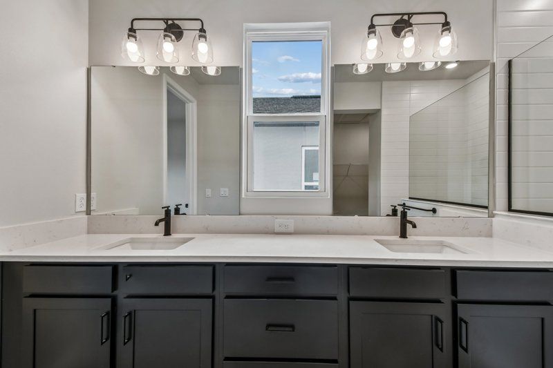 Owner's Bath