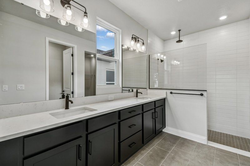 Owner's Bath