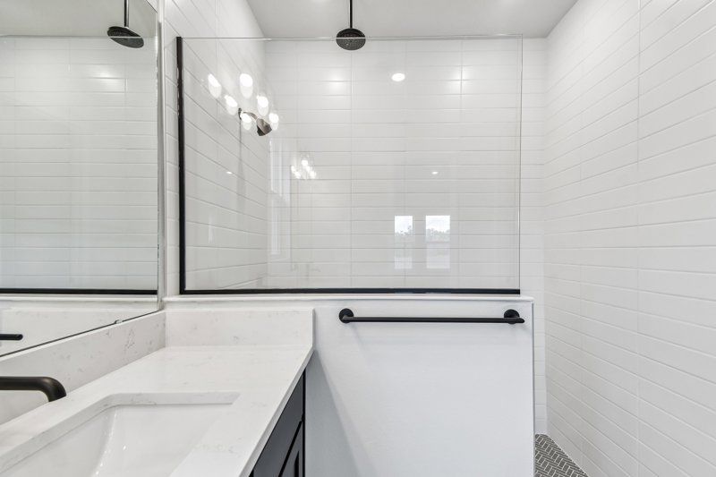 Owner's Bath