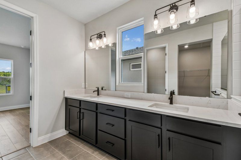 Owner's Bath