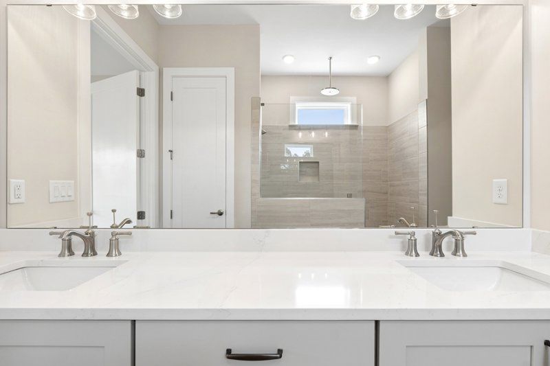 Owner's Bath