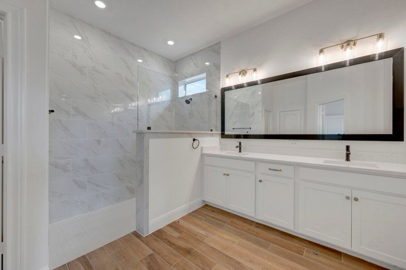 Owner's Bath
