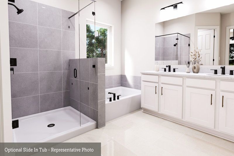 Owner's Bath