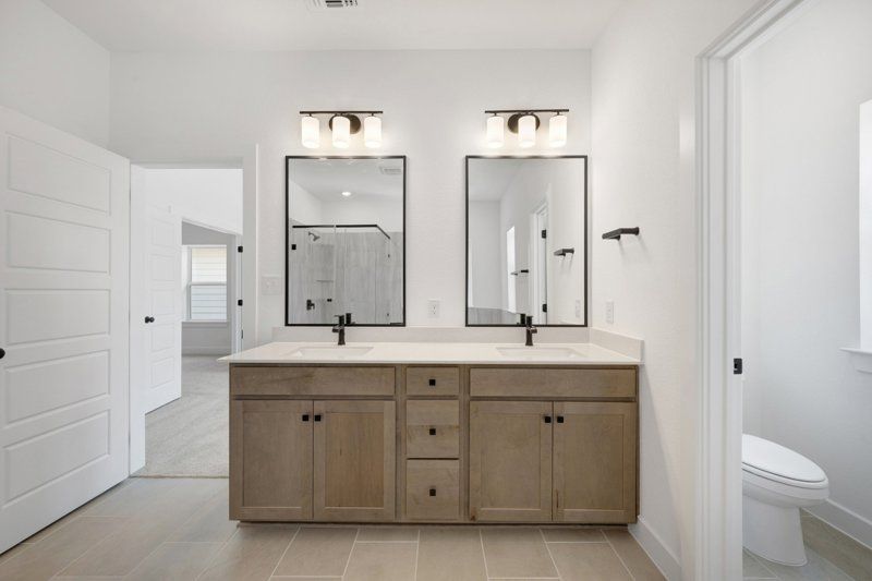 Owner's Bath