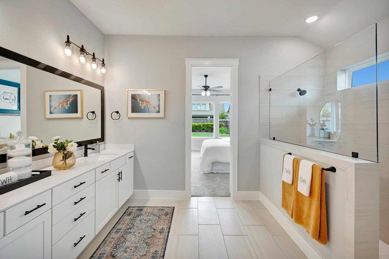 The Genoa - Owner's Bath