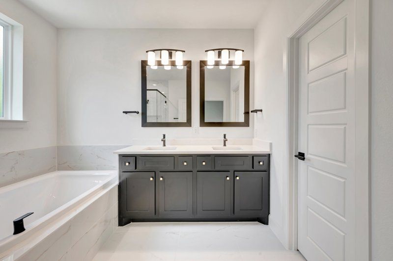 Owner's Bath