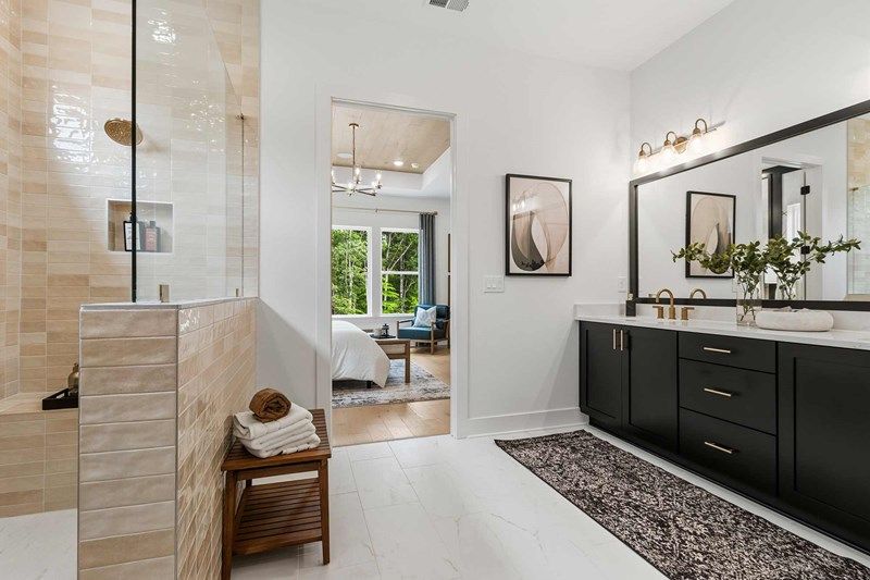 The Taft Basement - Owner's Bath