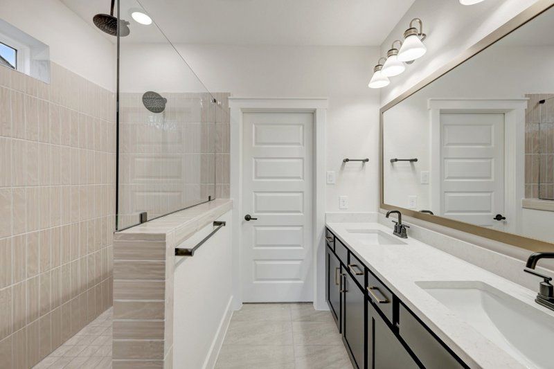Owner's Bath