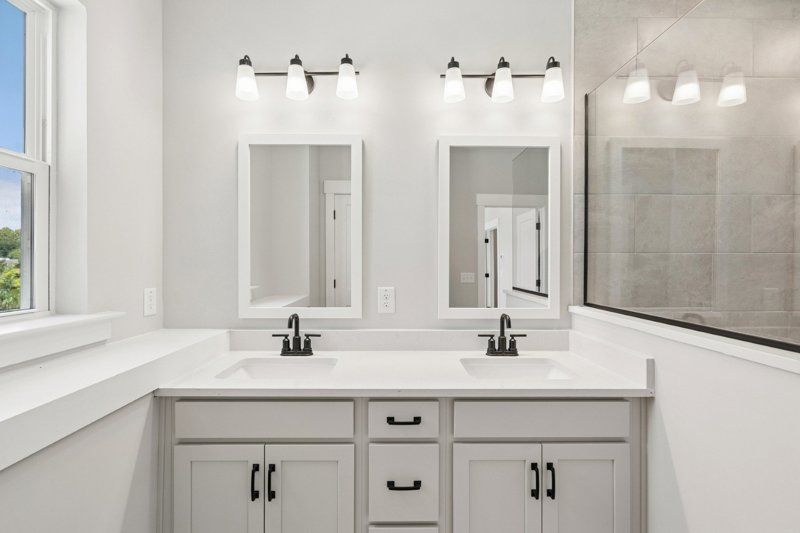 Owner's Bath