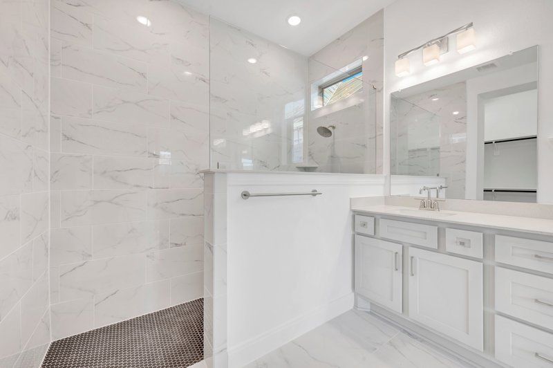 Owner's Bath