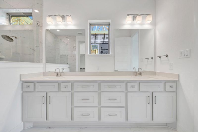 Owner's Bath