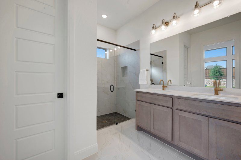 Owner's Bath