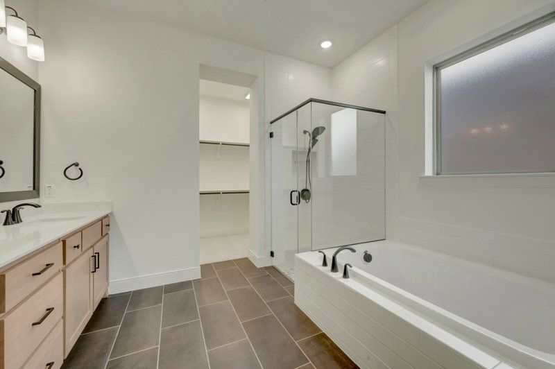 Owner's Bath