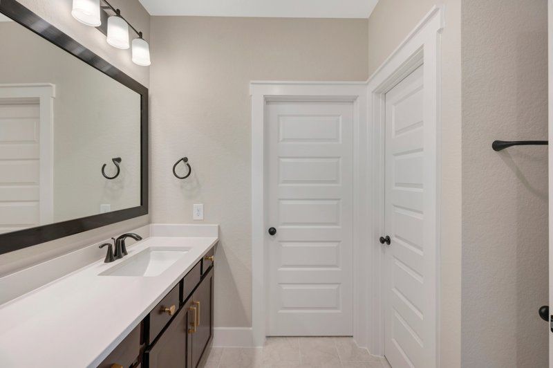 Owner's Bath