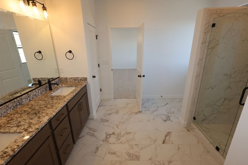 Owner's Bath