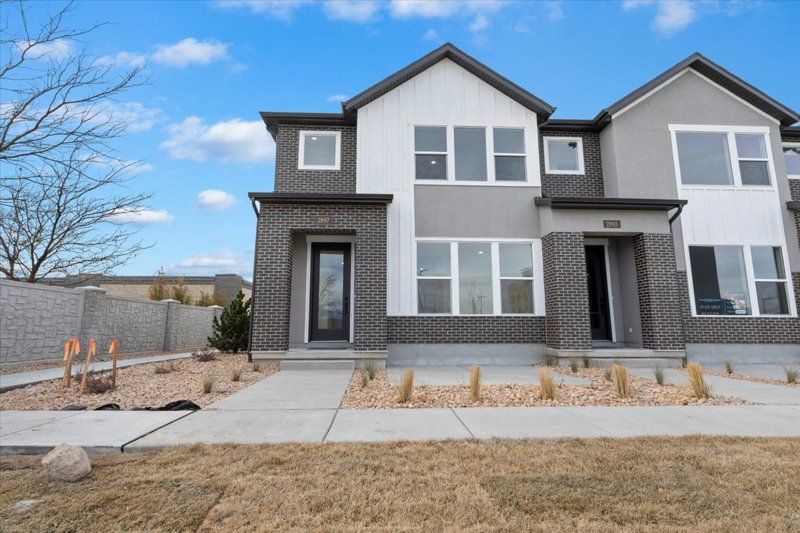 Nelson - Bonneville Towns: West Valley City, Utah - David Weekley Homes