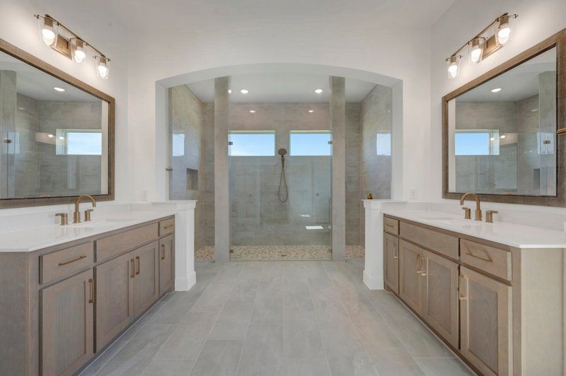 Owner's Bath