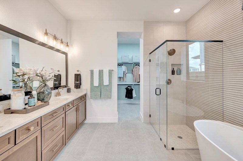The Cody - Owner's Bath