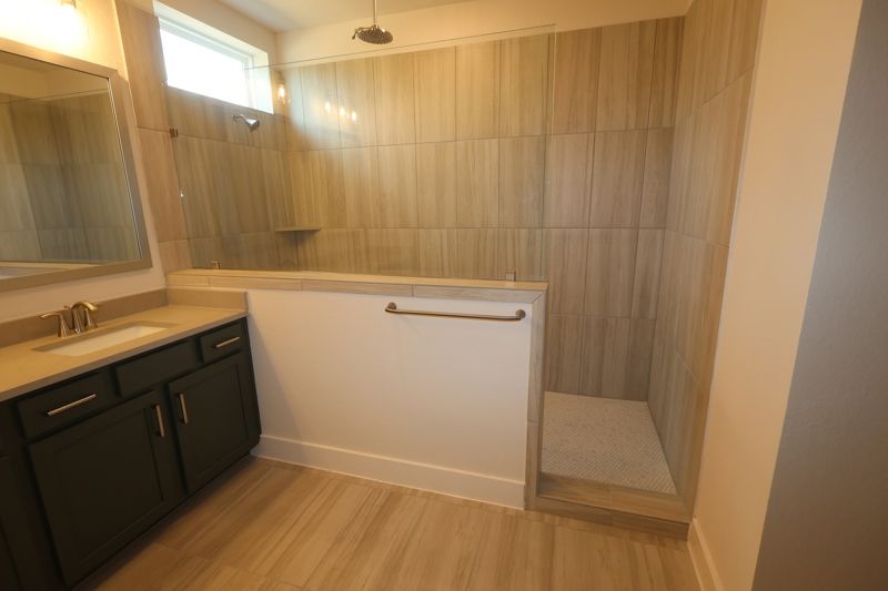 Owner's Bath