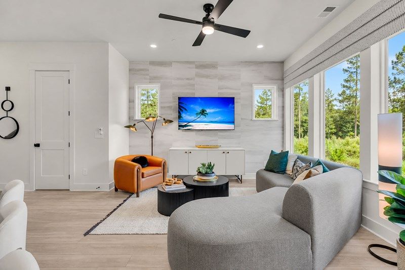 The Greenbelt - Family Room