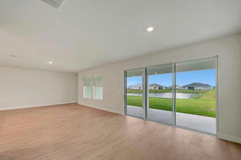 The Bella Vista - Family Room