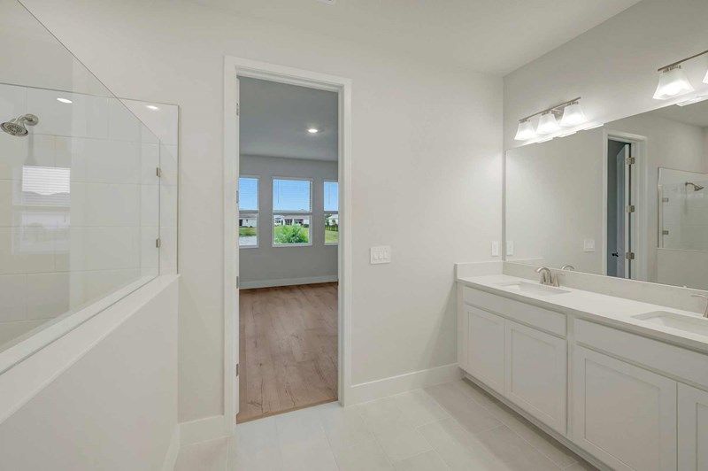 The Bella Vista - Owner's Bath