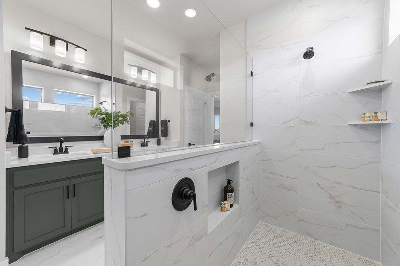 The Jaden - Owner's Bath
