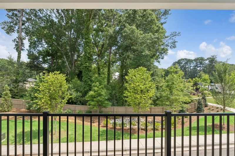 Beasley II - Celesta: Scottdale, Georgia - David Weekley Homes