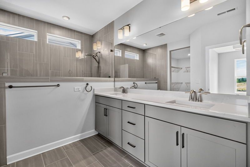 Owner's Bath