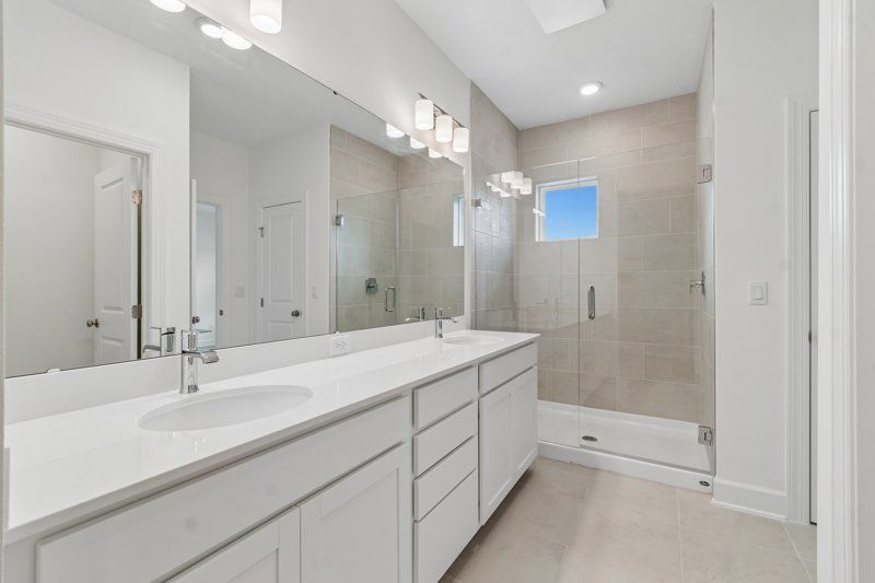 Owner's Bath