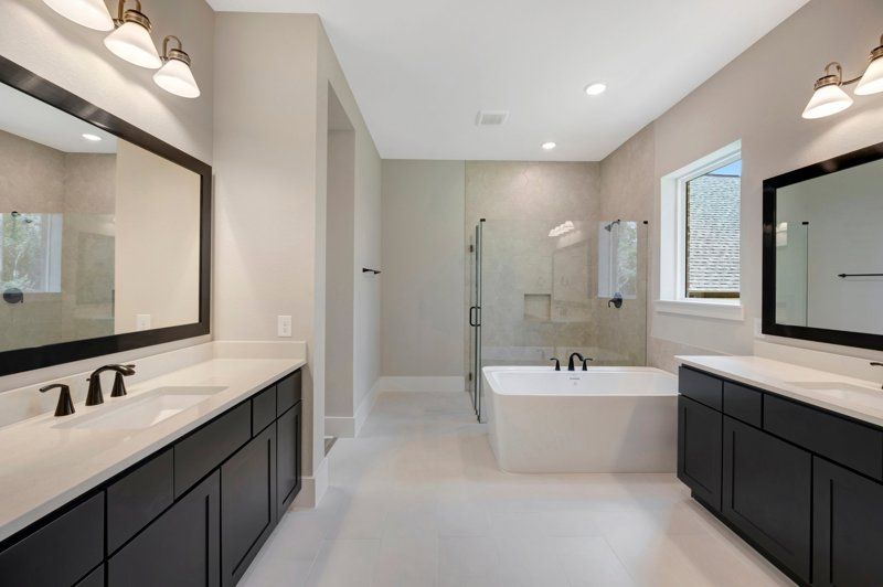 Owner's Bath