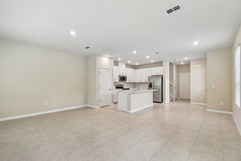 The Peppermill - Family Room