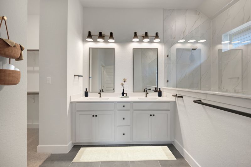 Owner's Bath