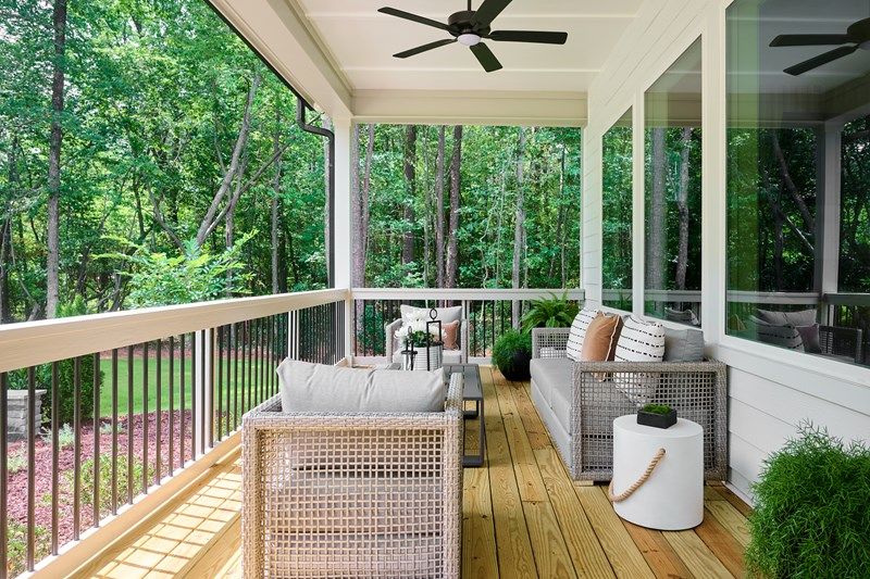 The Oakcroft - Porch