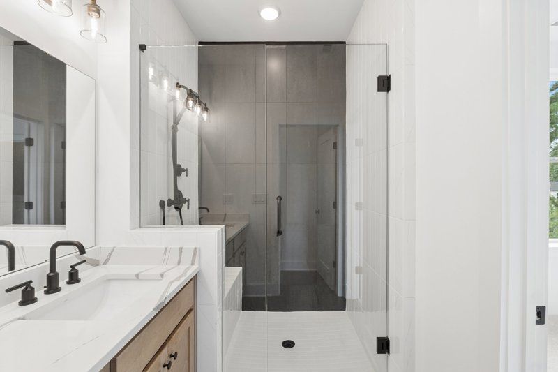 Owner's Bath