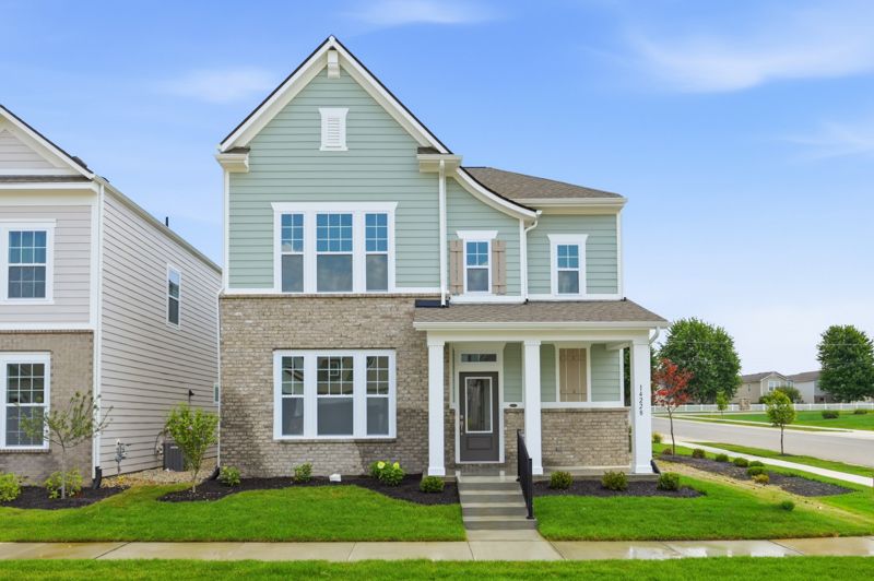 Holbrook - Marilyn Woods - The Courtyard Collection: Noblesville, Indiana - David Weekley Homes