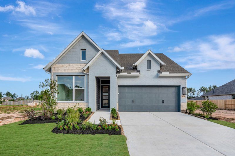 Manhattan - ARTAVIA - Reserve Collection: Conroe, Texas - David Weekley Homes