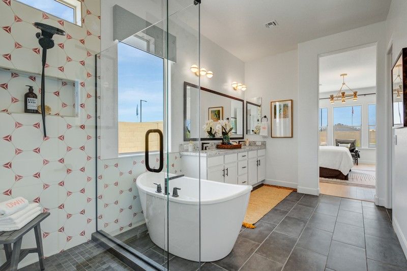 Owner's Bath