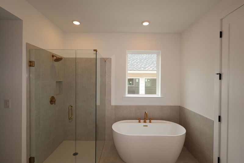 Owner's Bath