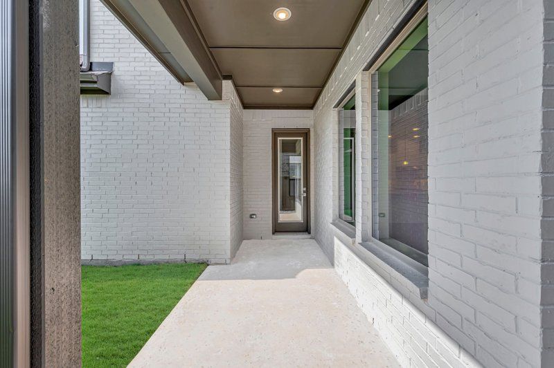 Exterior Rear