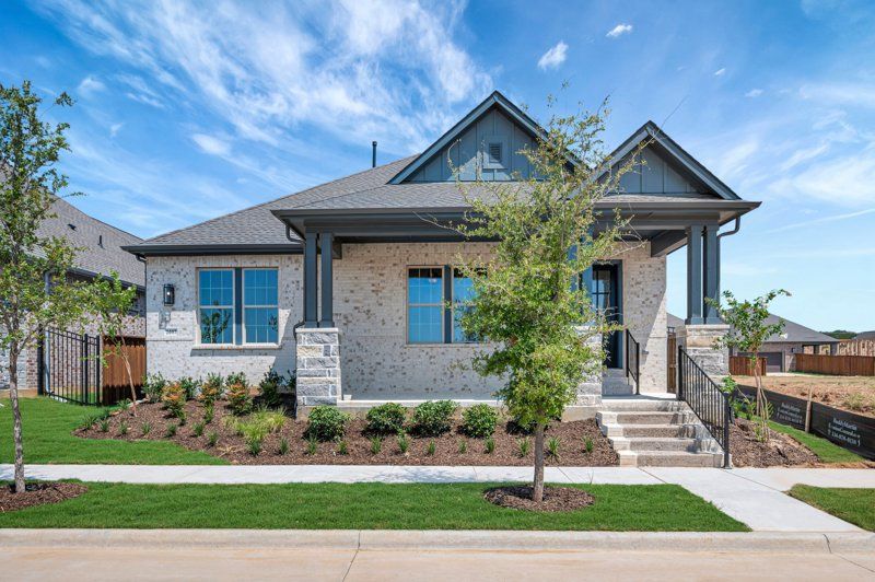 Middlebrook - Elements at Viridian - Traditional Series: Arlington, Texas - David Weekley Homes