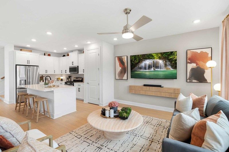 The Peppermill - Family Room