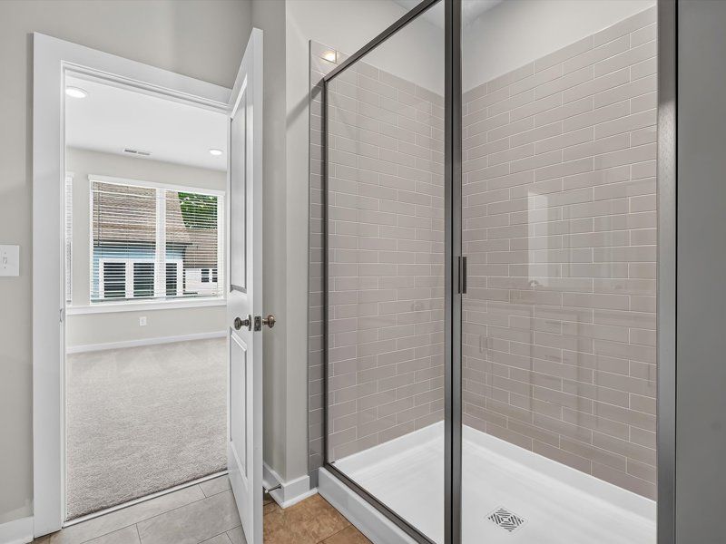Owner's Bath
