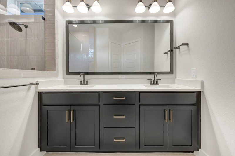Owner's Bath