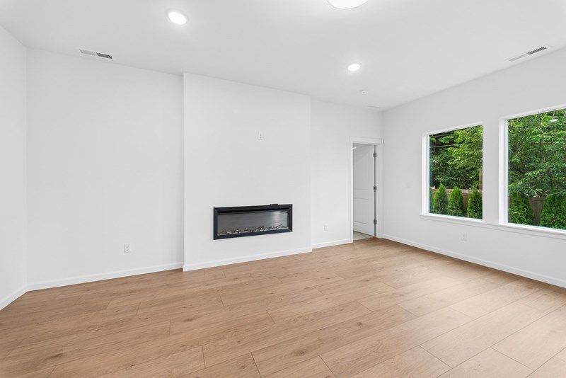 The Bonbrook - Family Room